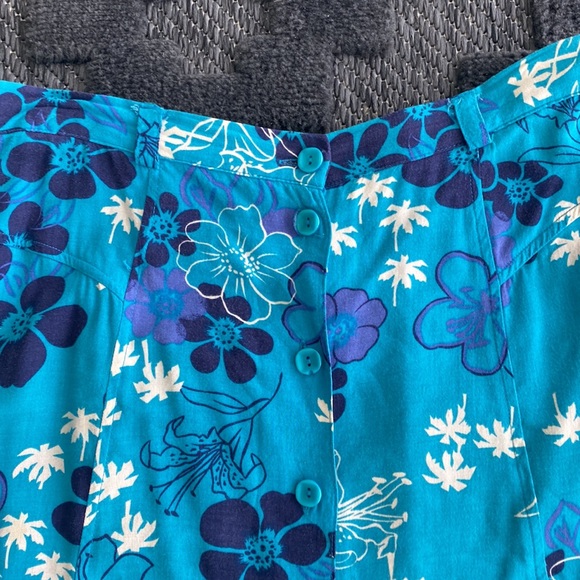 Vintage A-Line Hawaiian Flower Skirt| Sag Harbor - Picture 3 of 7